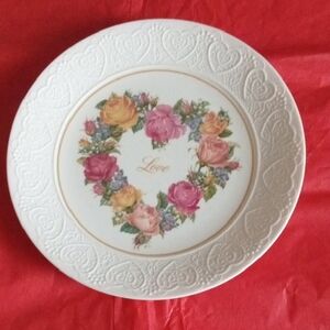 Romantic Floral Heart Plate from Avon